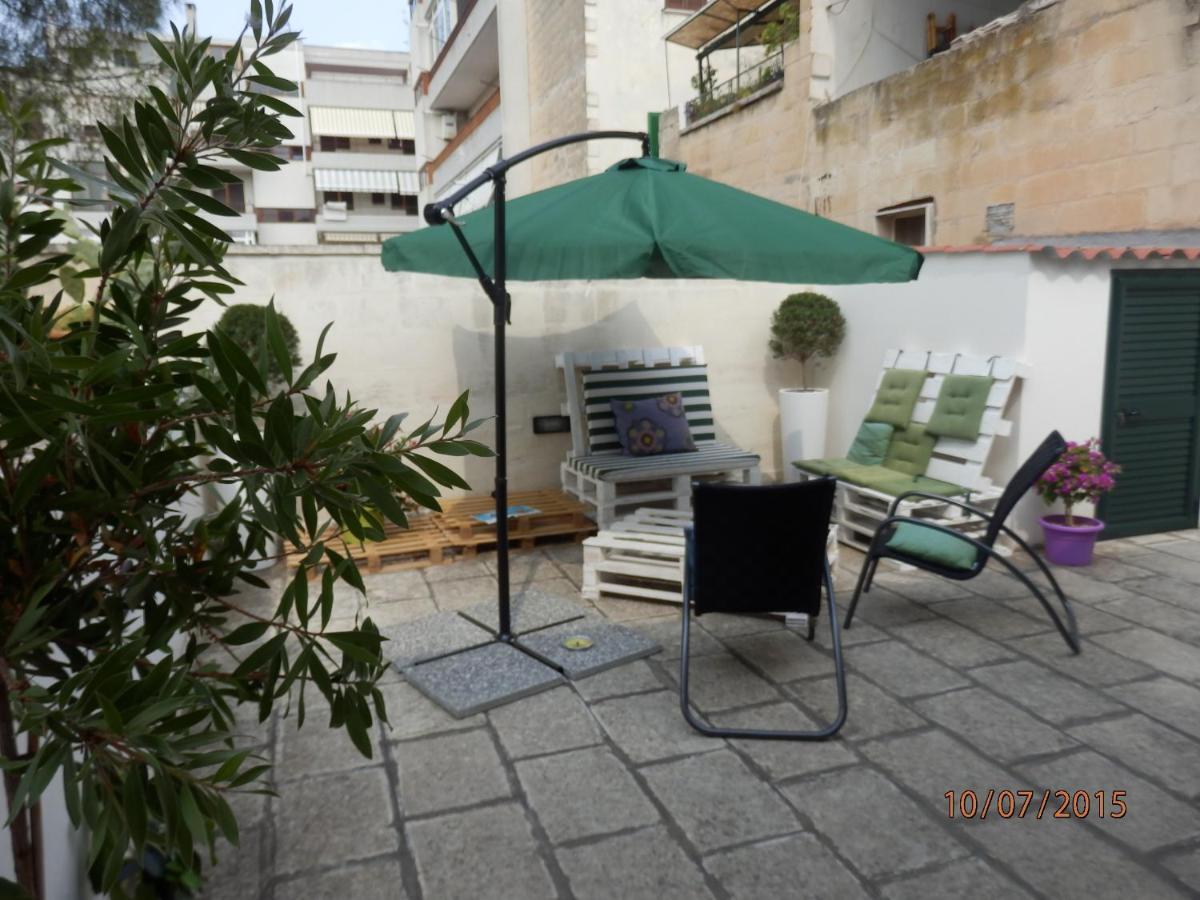 Casa Lauretta - Terrazza - Garage Wifi E Bici Gratuite Lecce Exterior foto